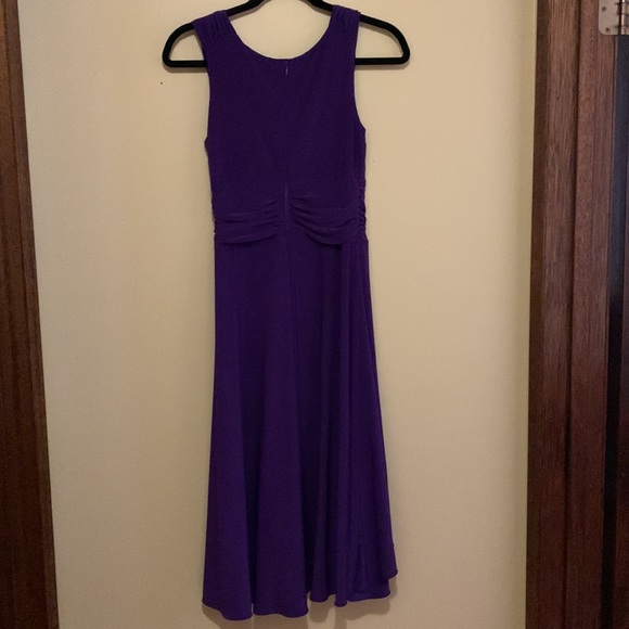 Dress with scarf - Picture 6 of 9